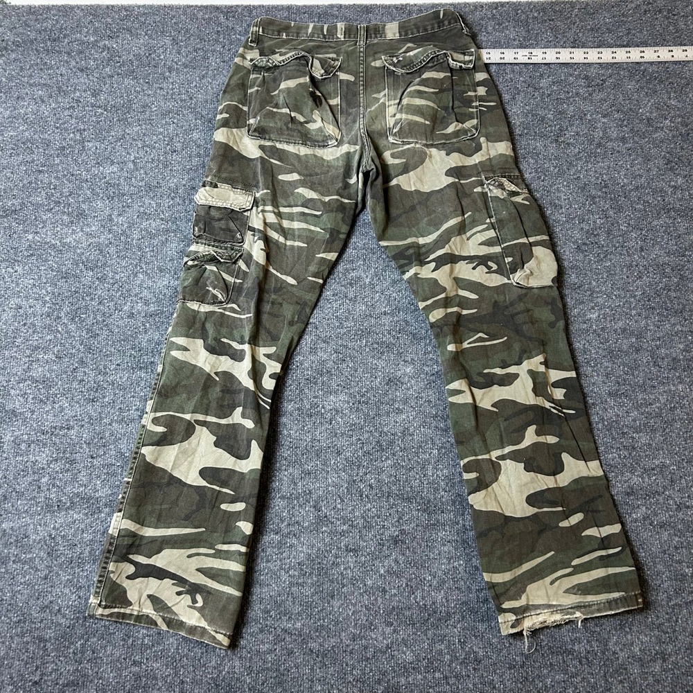 Wrangler Cargo Pants Mens Size 30x32 Green Camouflage Cotton Straight Leg - Picture 2 of 8